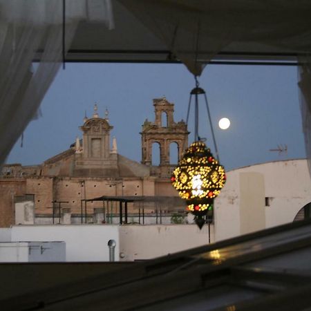 Guest House Europa 12 Sevilla Buitenkant foto