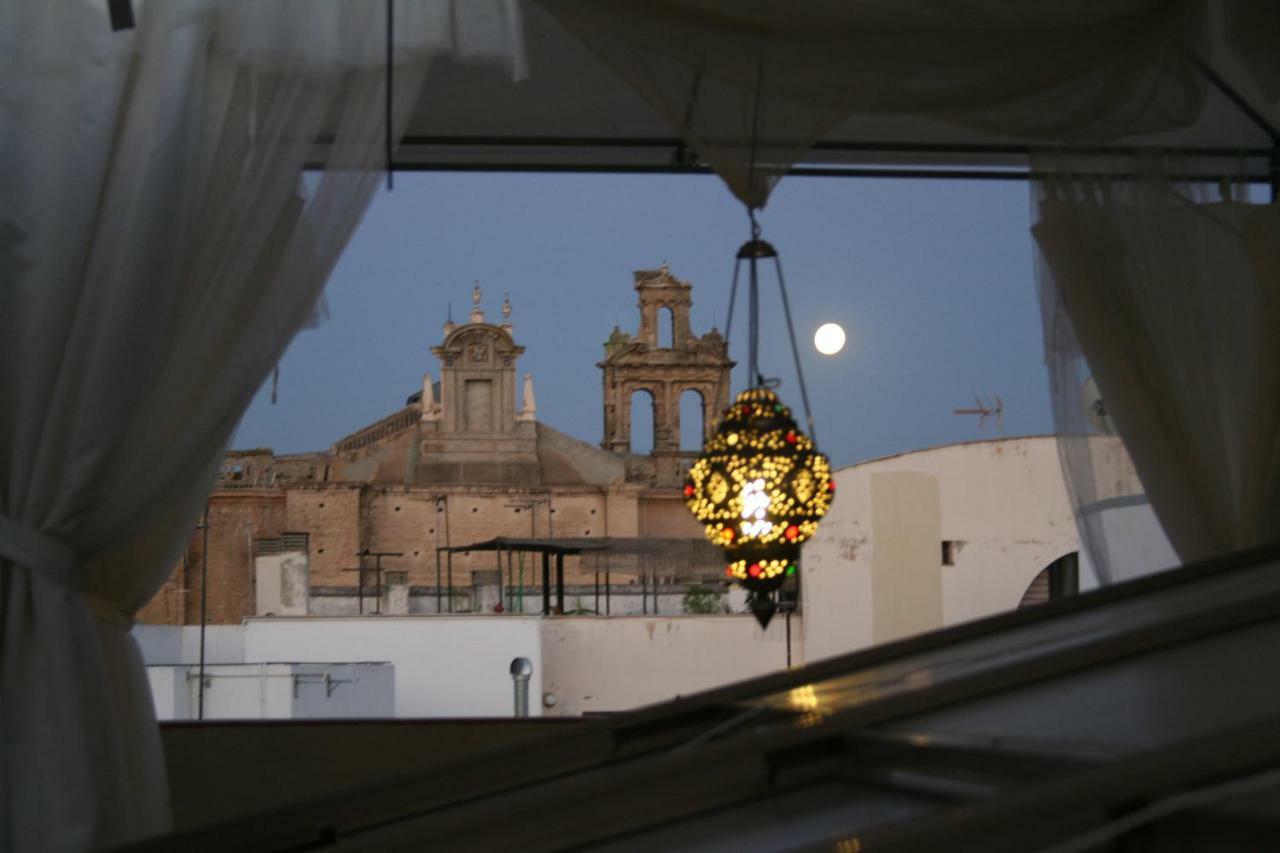 Guest House Europa 12 Sevilla Buitenkant foto