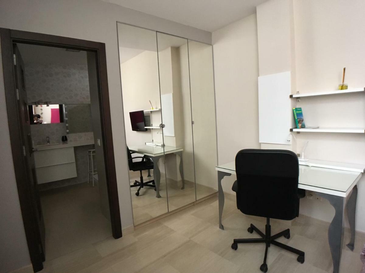 Guest House Europa 12 Sevilla Buitenkant foto